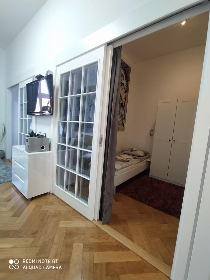Apartment Zrinjevac Zagreb Exterior foto